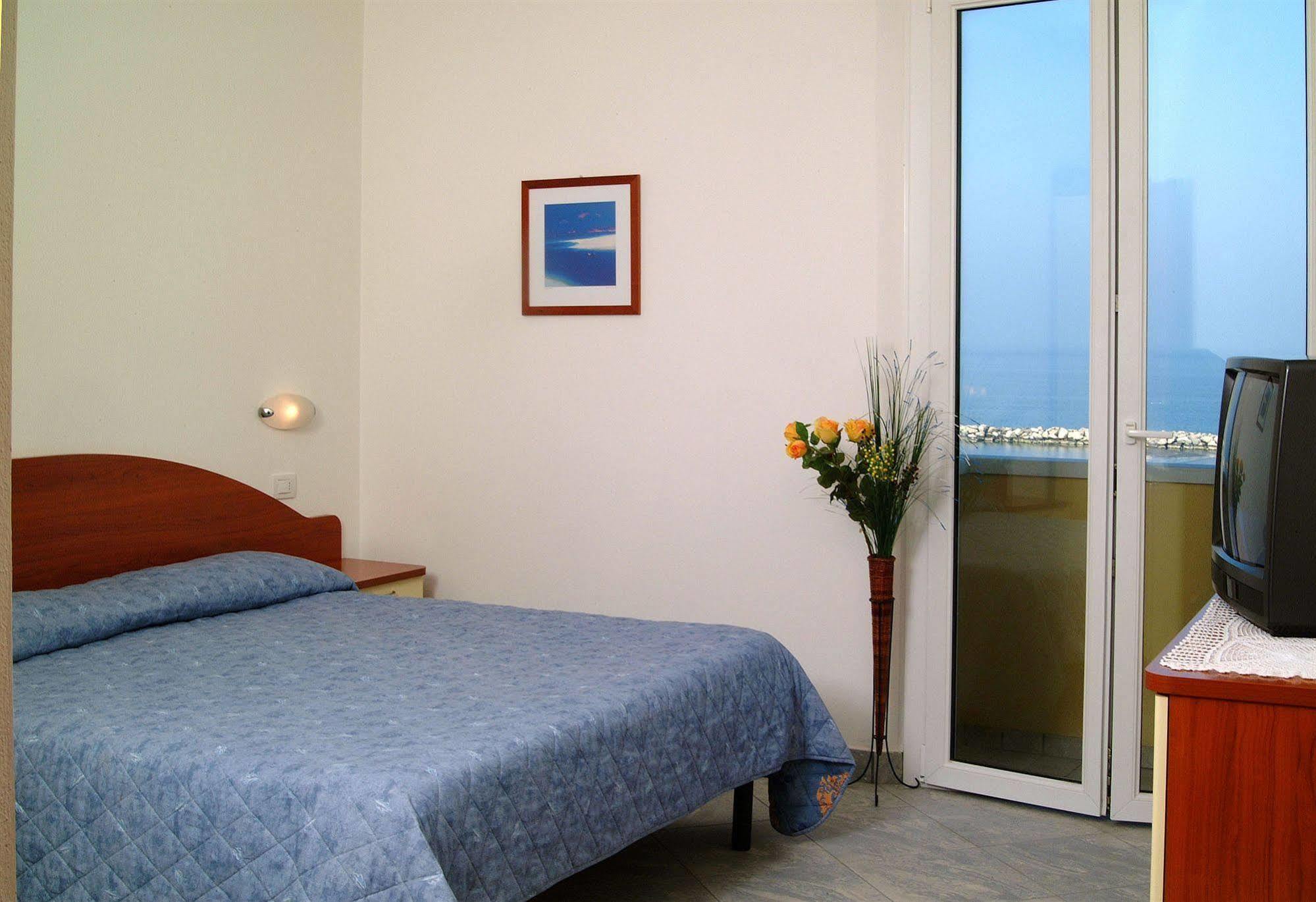 Residence Algarve Rimini Buitenkant foto